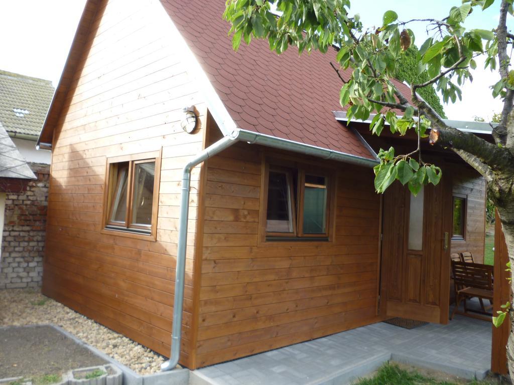 Apartman Relax-Chatka A Apartman Mikulov Eksteriør billede
