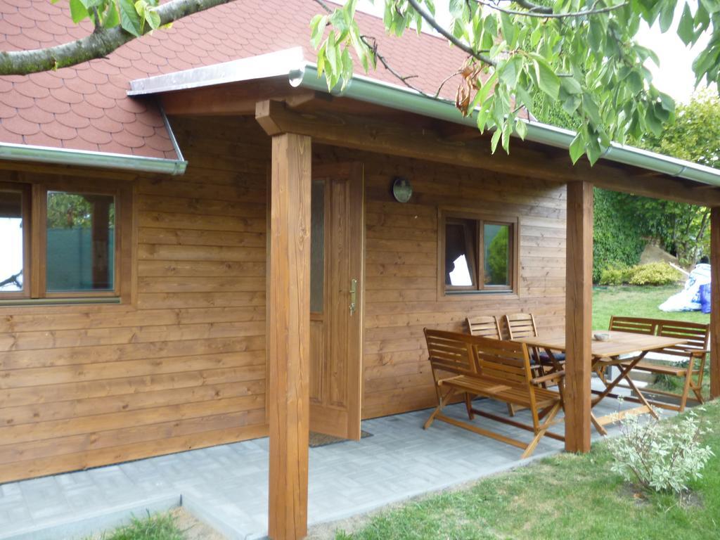 Apartman Relax-Chatka A Apartman Mikulov Eksteriør billede