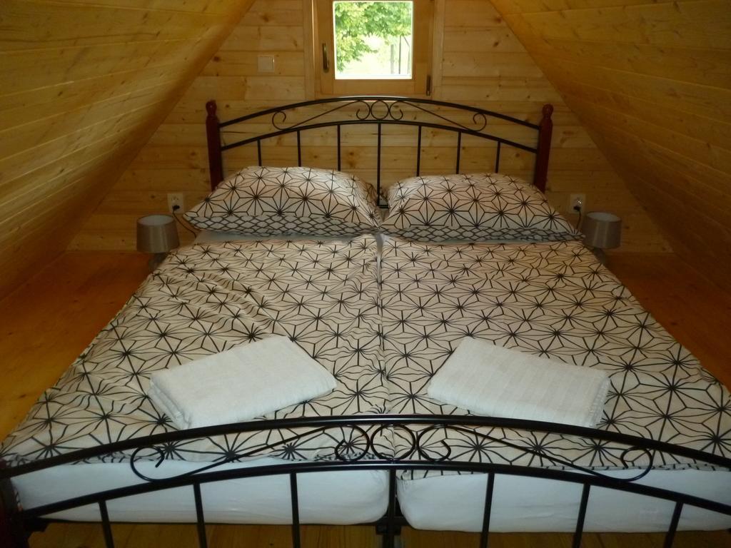 Apartman Relax-Chatka A Apartman Mikulov Eksteriør billede