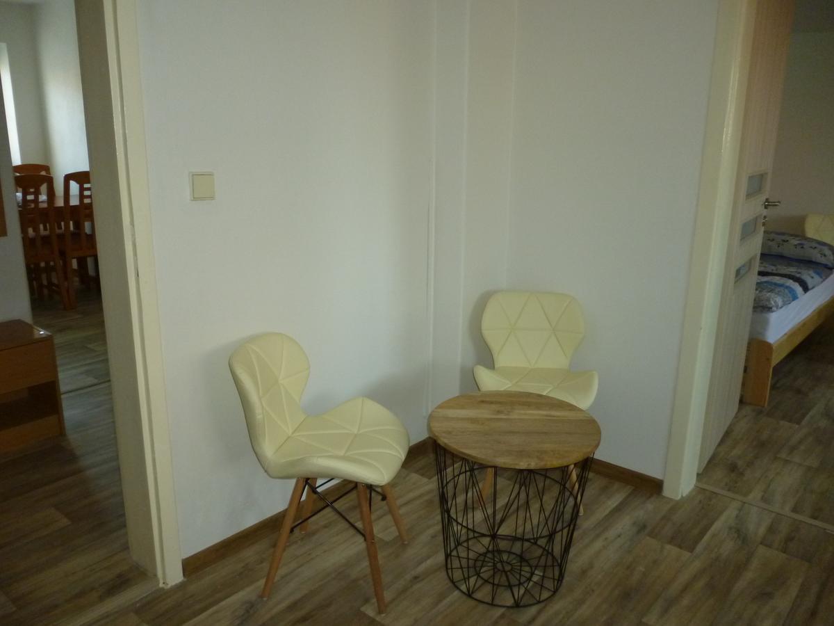 Apartman Relax-Chatka A Apartman Mikulov Eksteriør billede